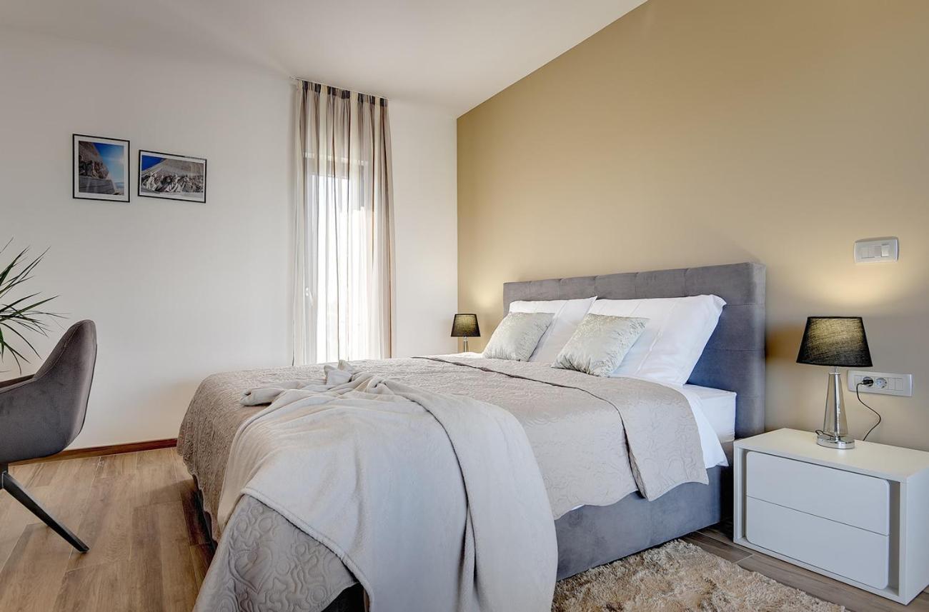 Villa Ula In Pula With Heated Pool And Sauna المظهر الخارجي الصورة