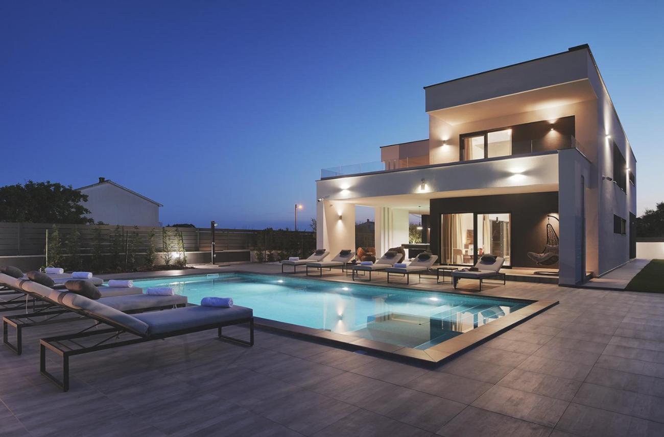 Villa Ula In Pula With Heated Pool And Sauna المظهر الخارجي الصورة