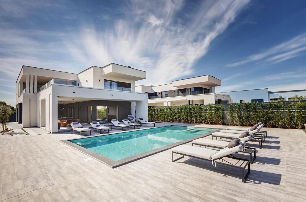 Villa Ula In Pula With Heated Pool And Sauna المظهر الخارجي الصورة